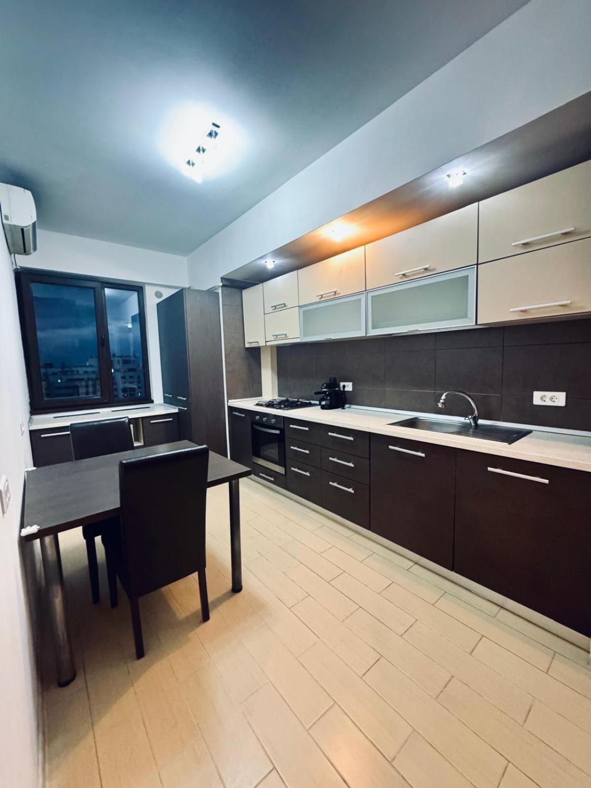 Urban Retreat Apartment บูคาเรสต์ ภายนอก รูปภาพ