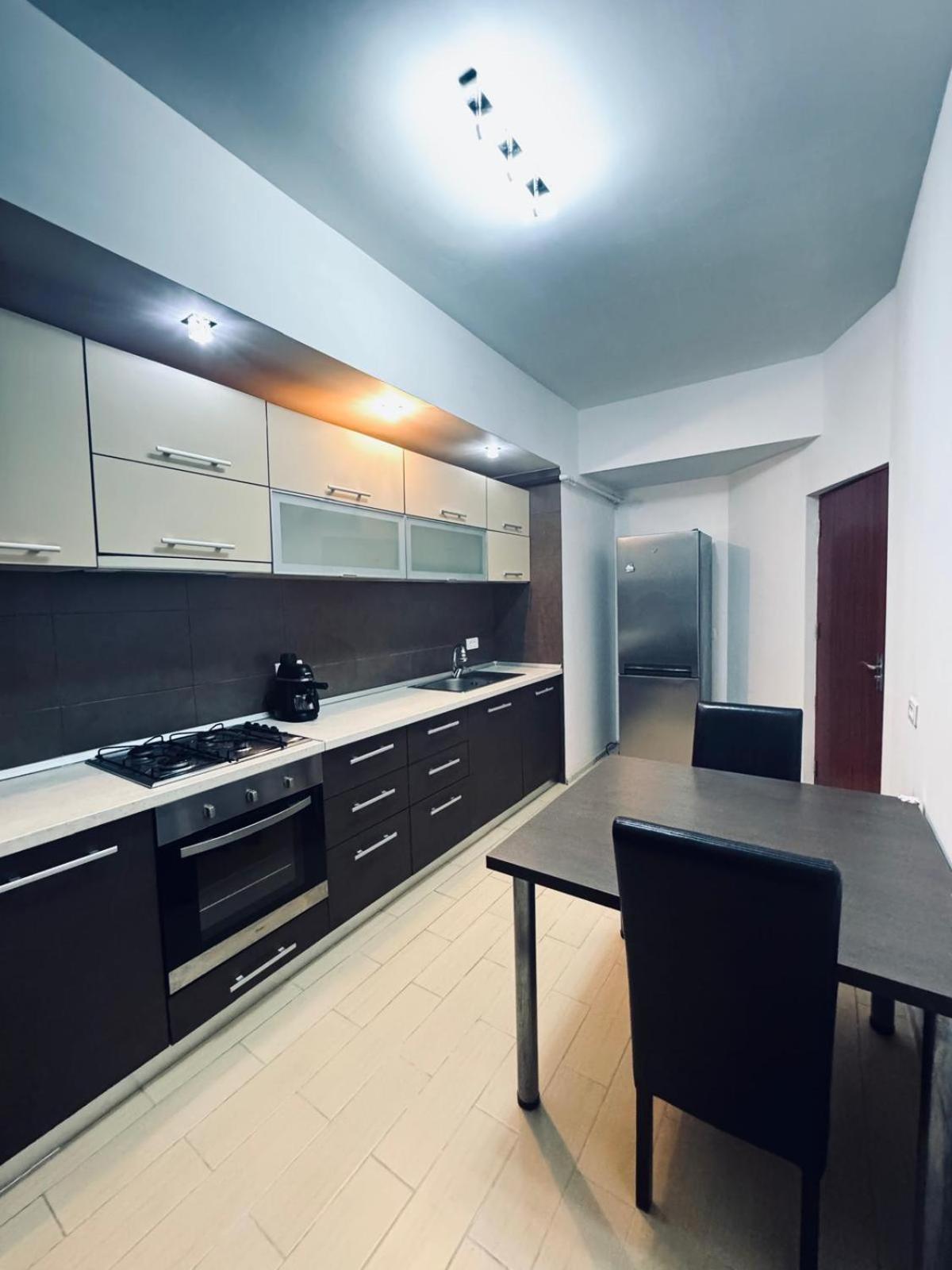 Urban Retreat Apartment บูคาเรสต์ ภายนอก รูปภาพ